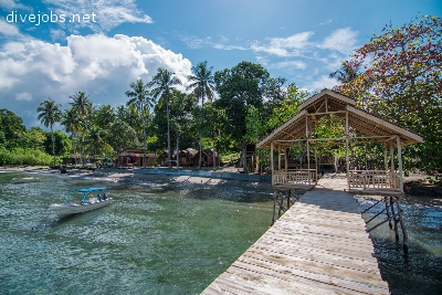 PADI Dive Instructor wanted for Pristine Paradise Dive Resort Una Una