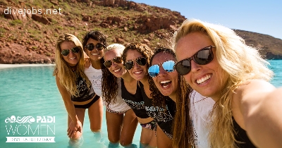PADI Divemaster internship Program